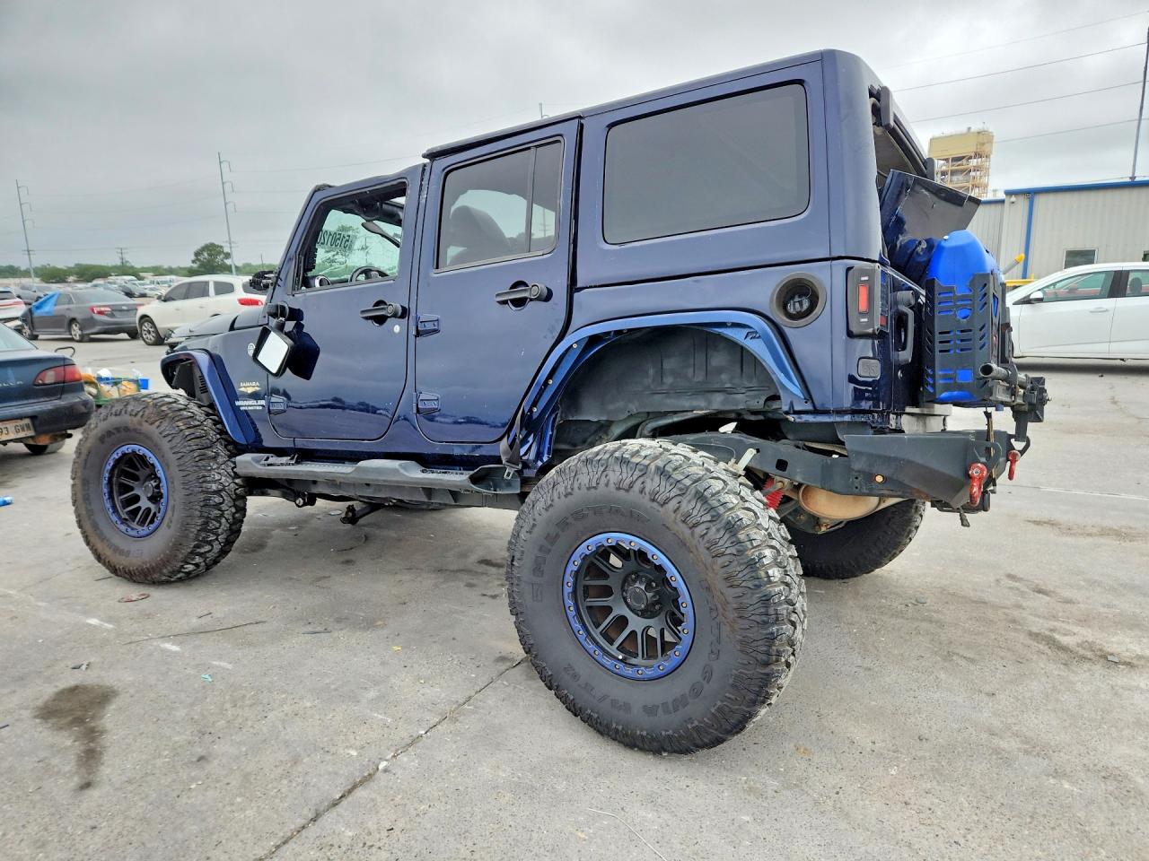 Jeep Wrangler Sahara