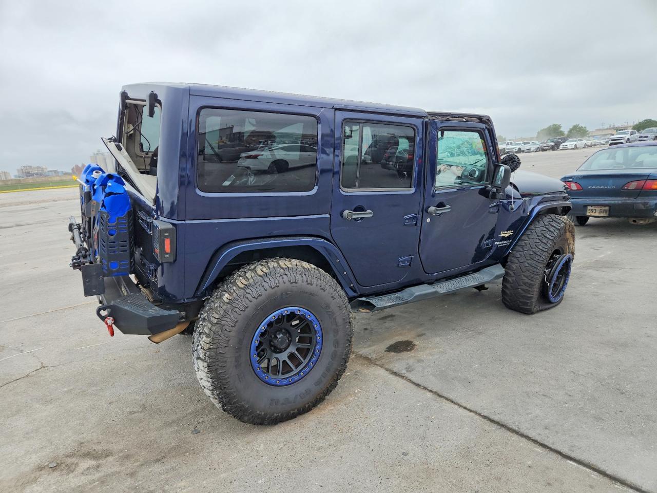 Jeep Wrangler Sahara