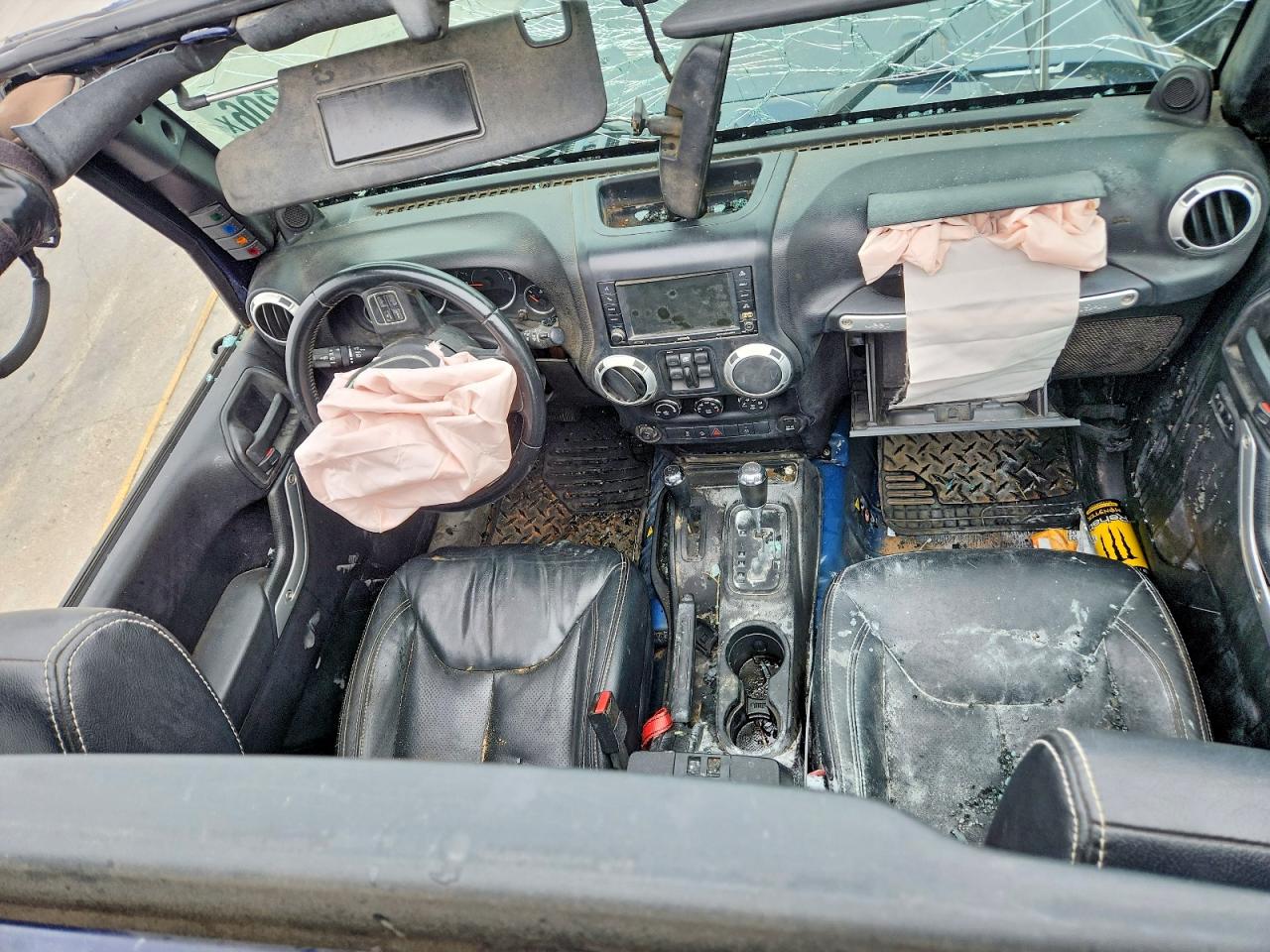 Jeep Wrangler Sahara