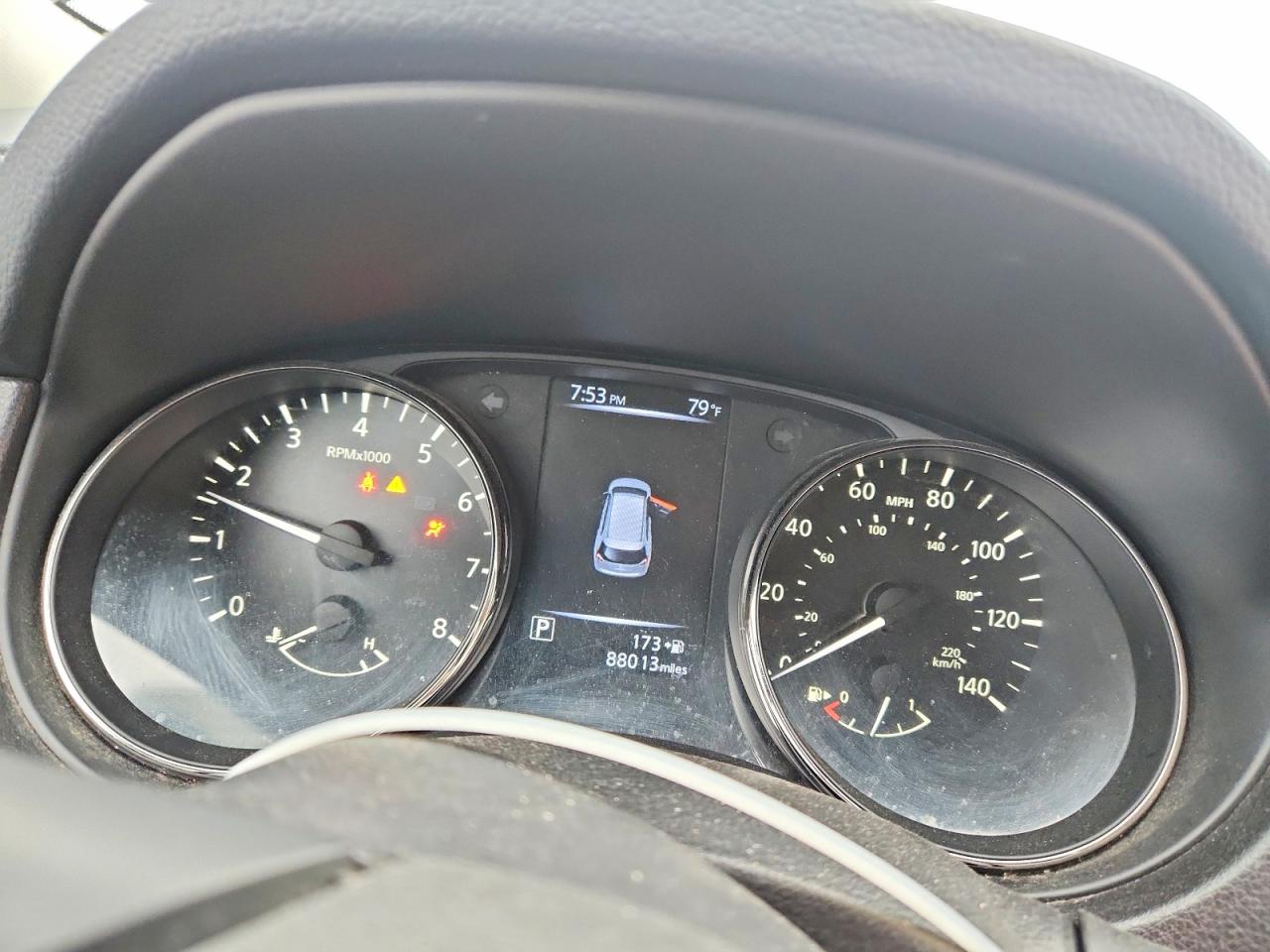 Nissan Rogue S