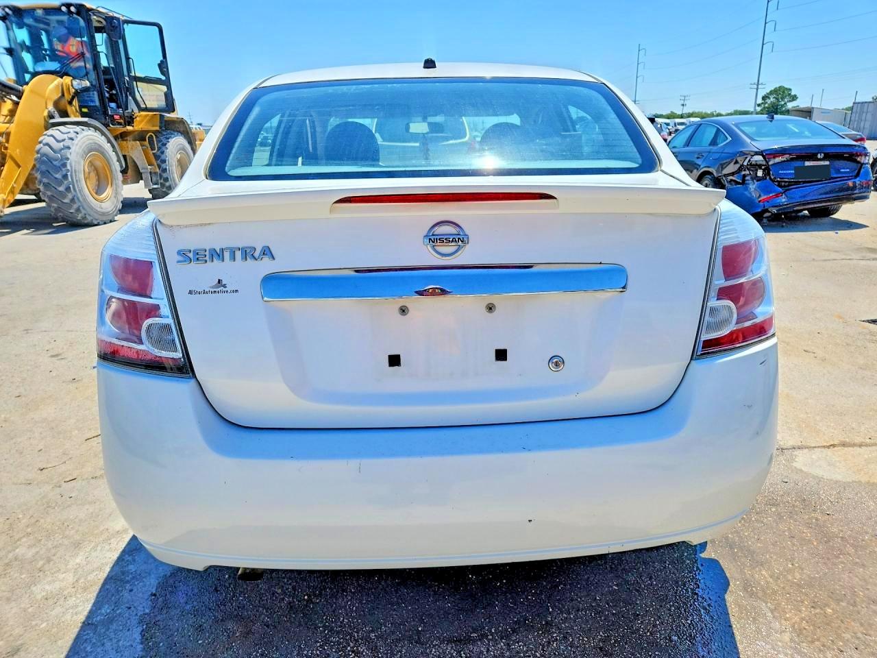 Nissan Sentra 2.0