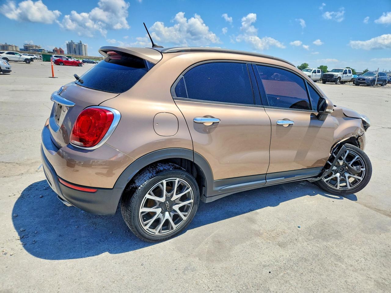 FIAT 500 Trekking
