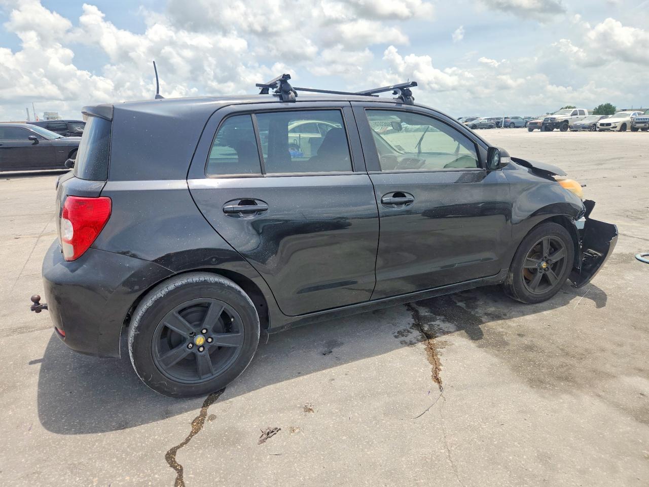 Scion xD Base