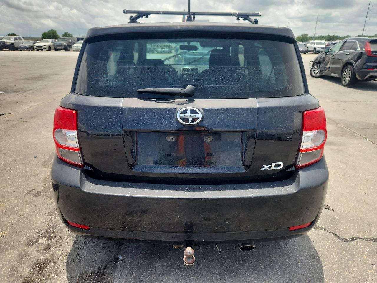 Scion xD Base