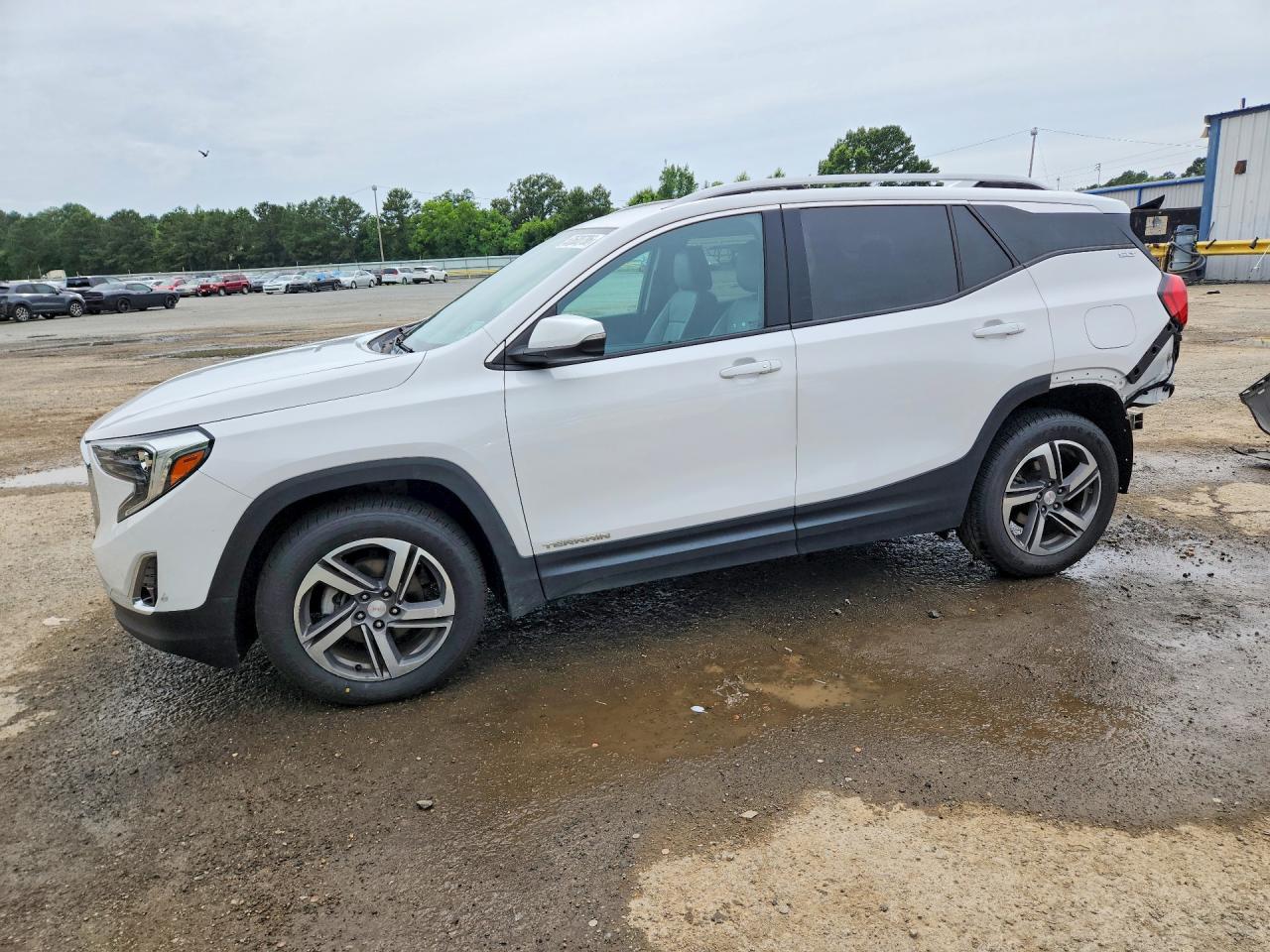 Salvage GMC Terrain Image