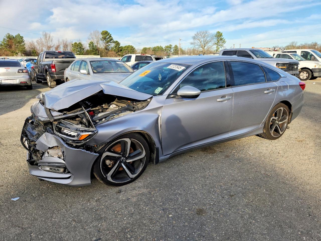 Salvage Honda Accord Image
