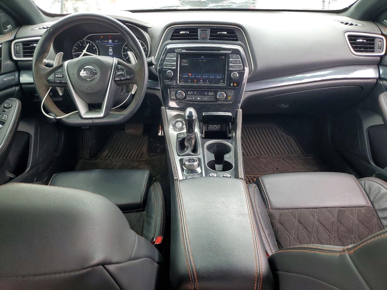 Nissan Maxima Sr