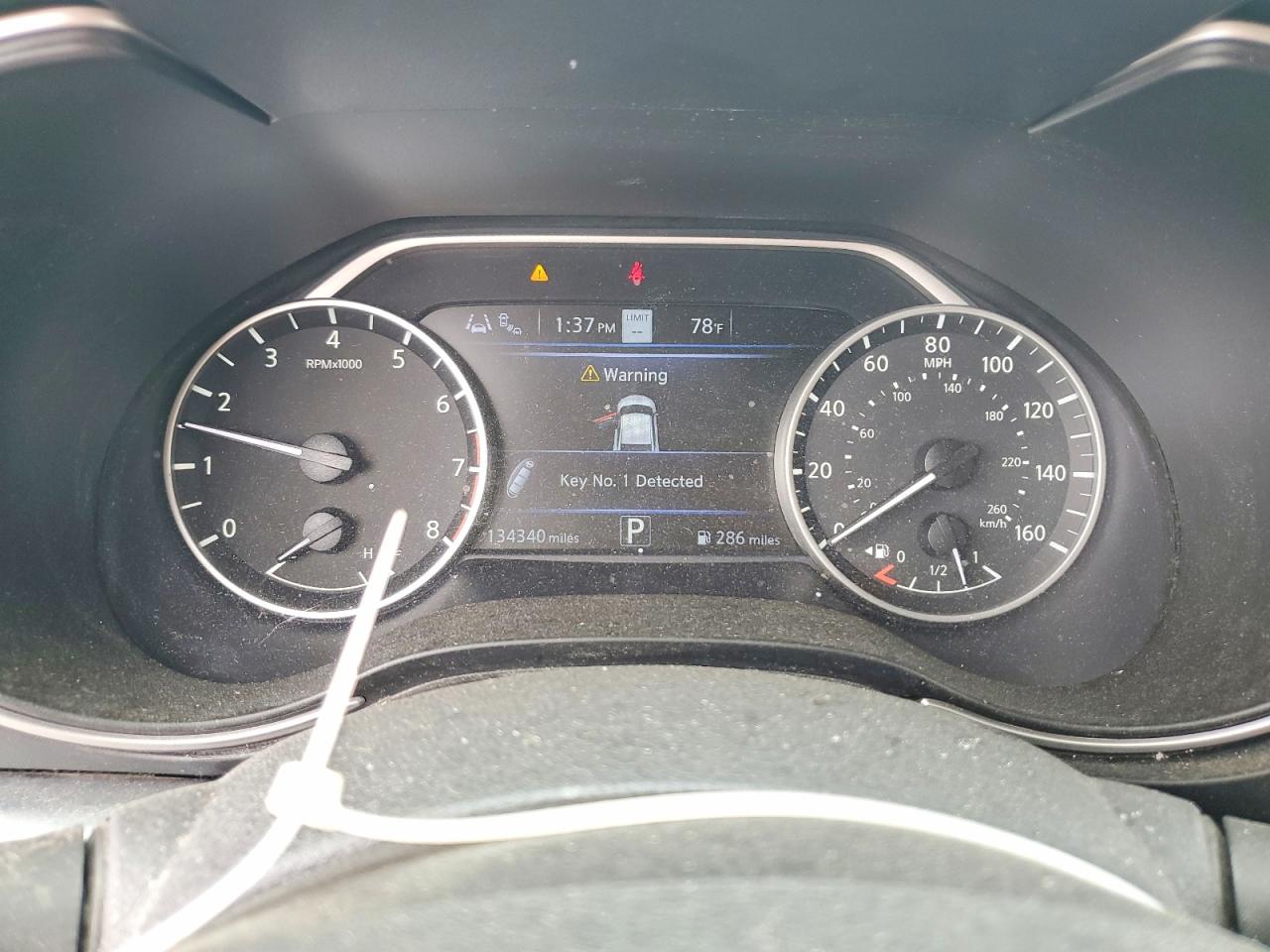 Nissan Maxima Sr