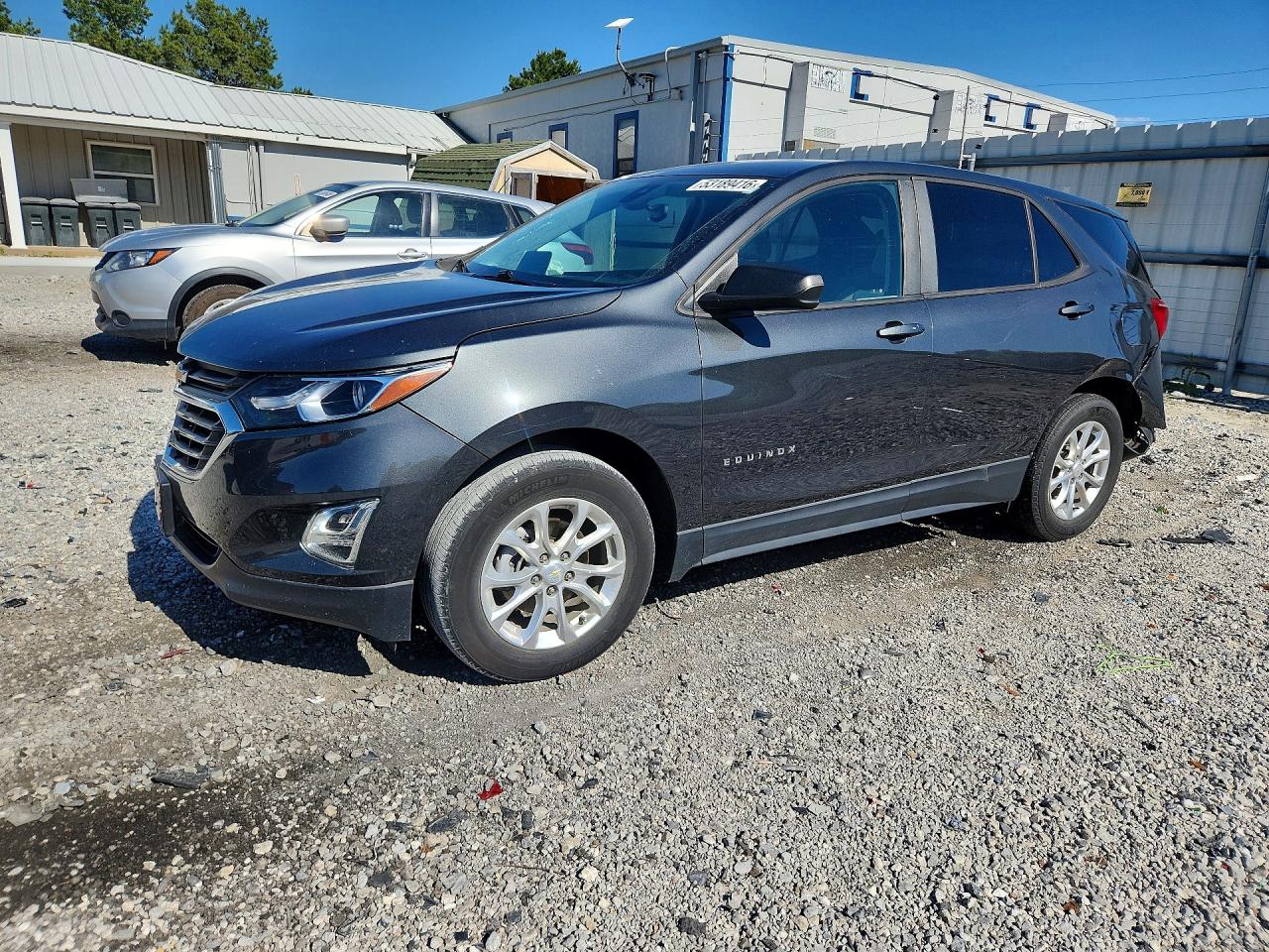 Salvage Chevrolet Equinox Image