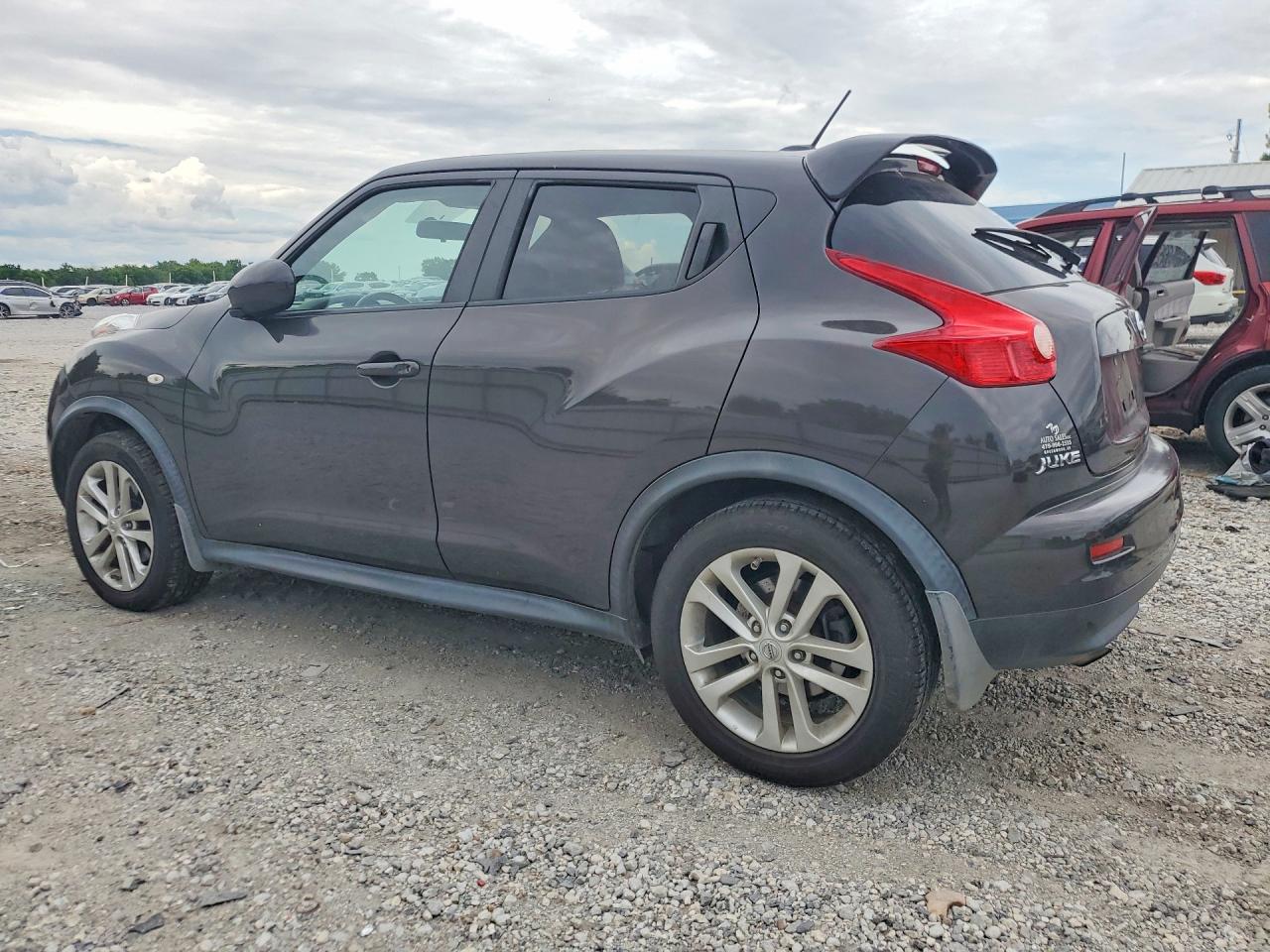 Nissan JUKE S