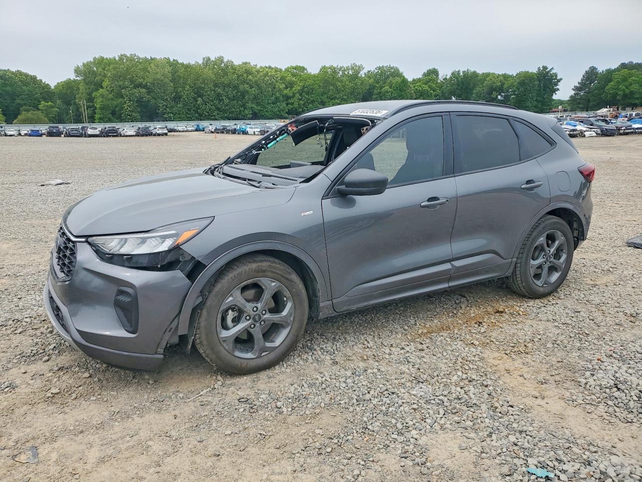 Salvage Ford Escape Image