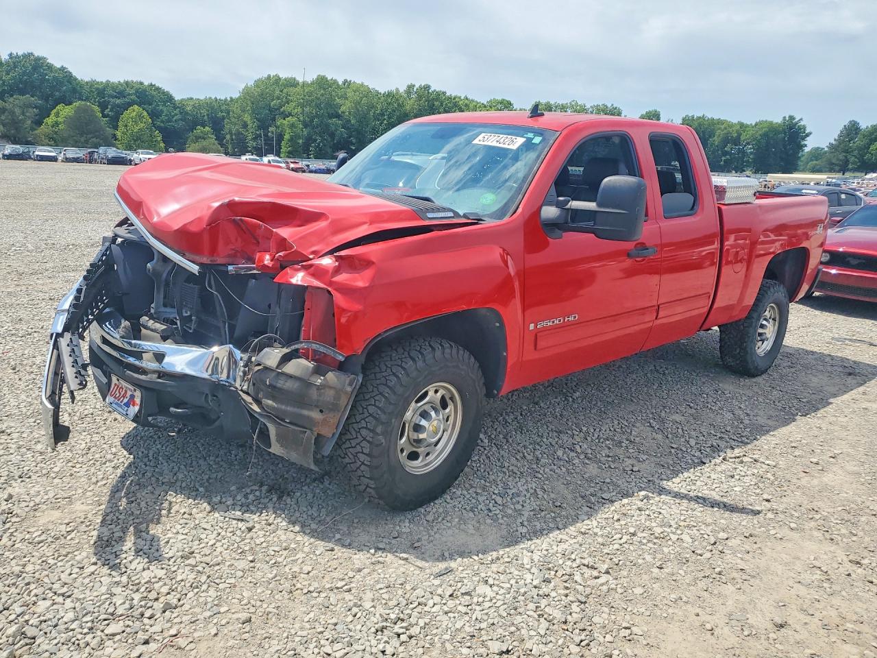 Salvage Chevrolet Silverado Image