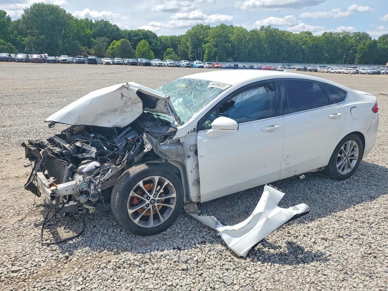Salvage Ford Fusion Image