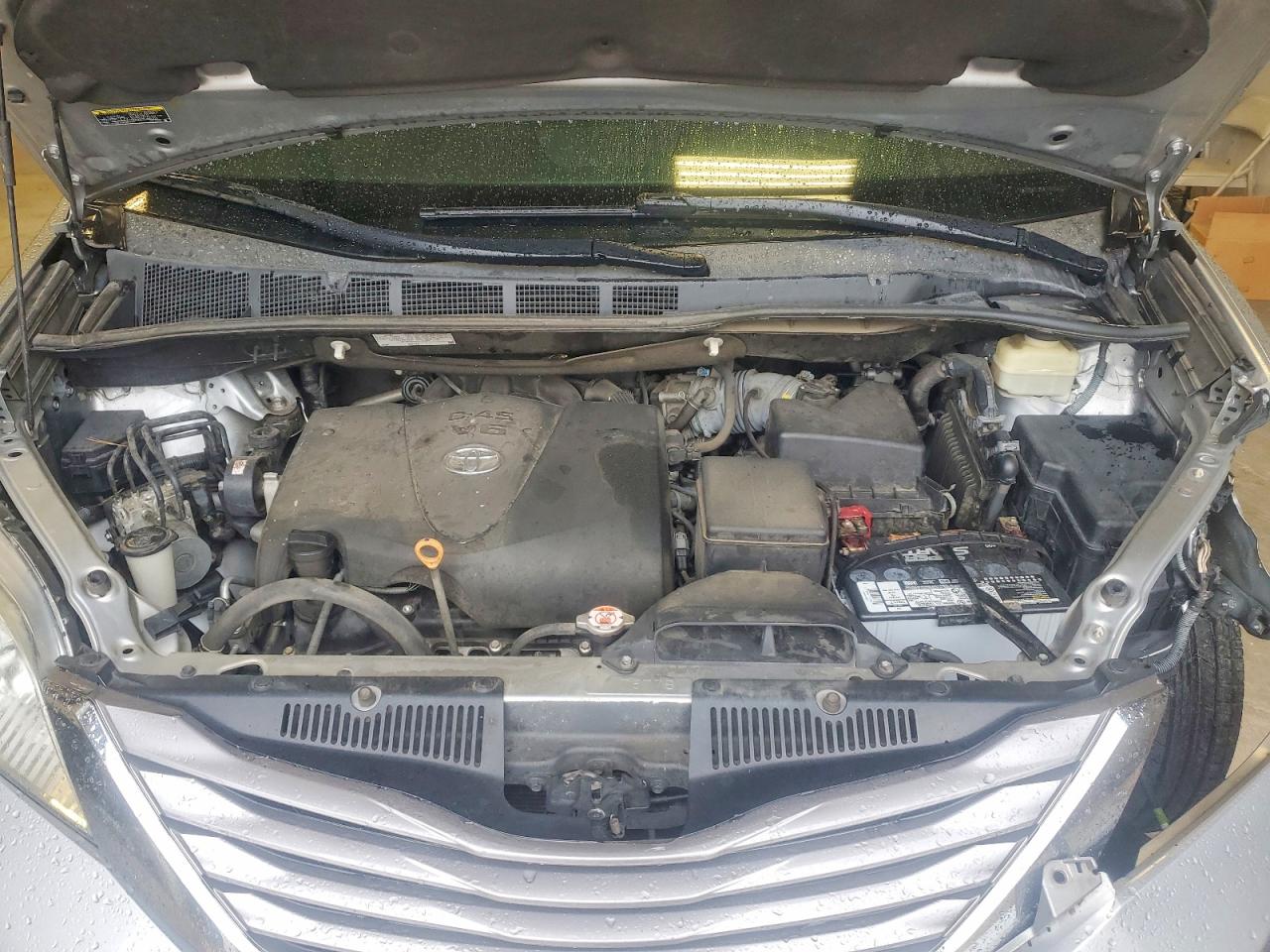 Toyota Sienna Xle 8-passenger