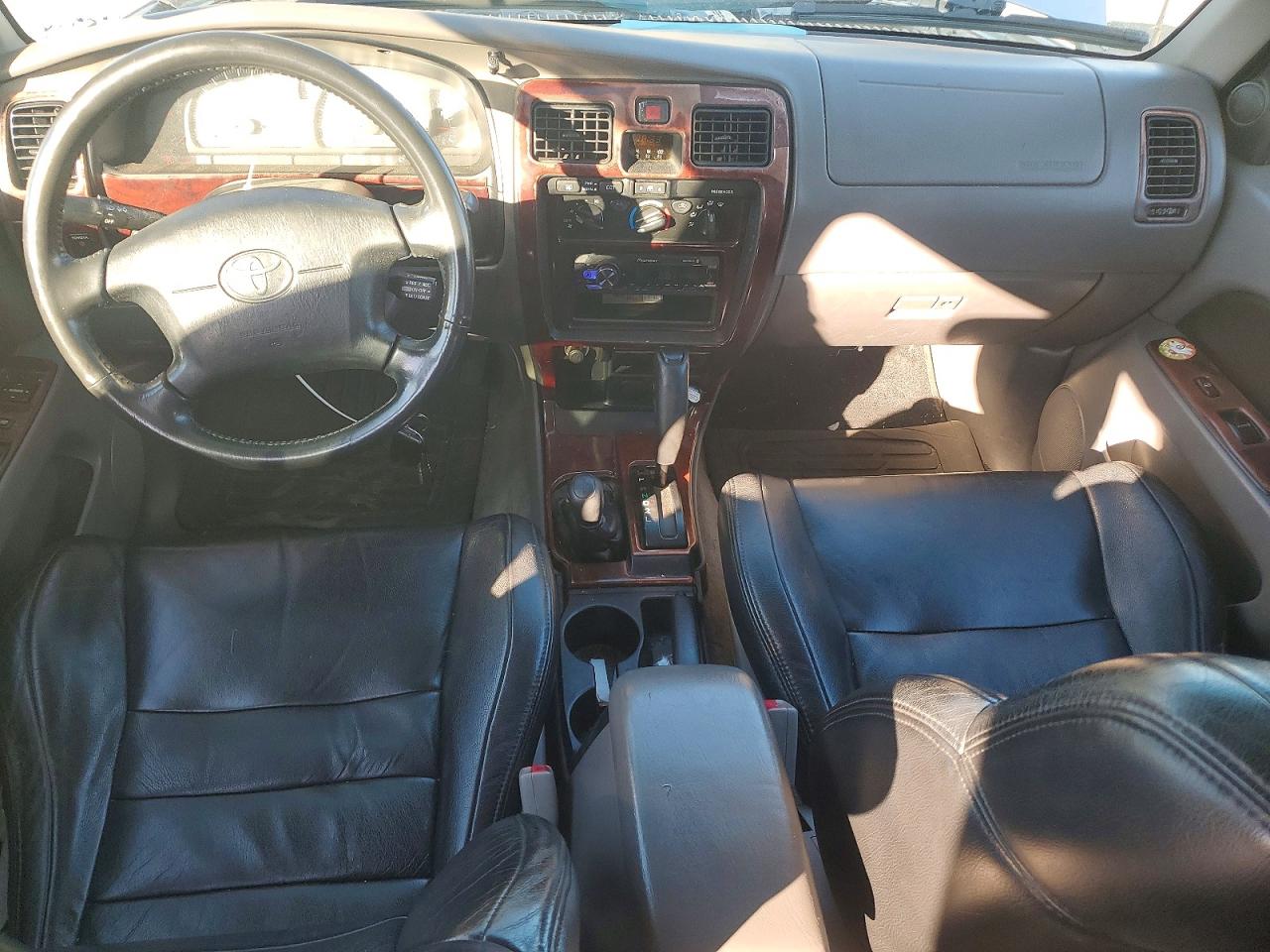 Toyota 4Runner Sr5