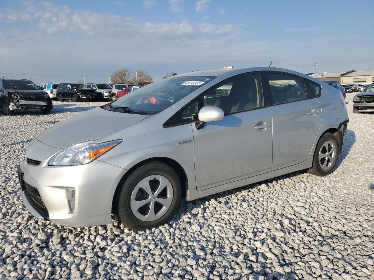 Salvage Toyota Prius Image