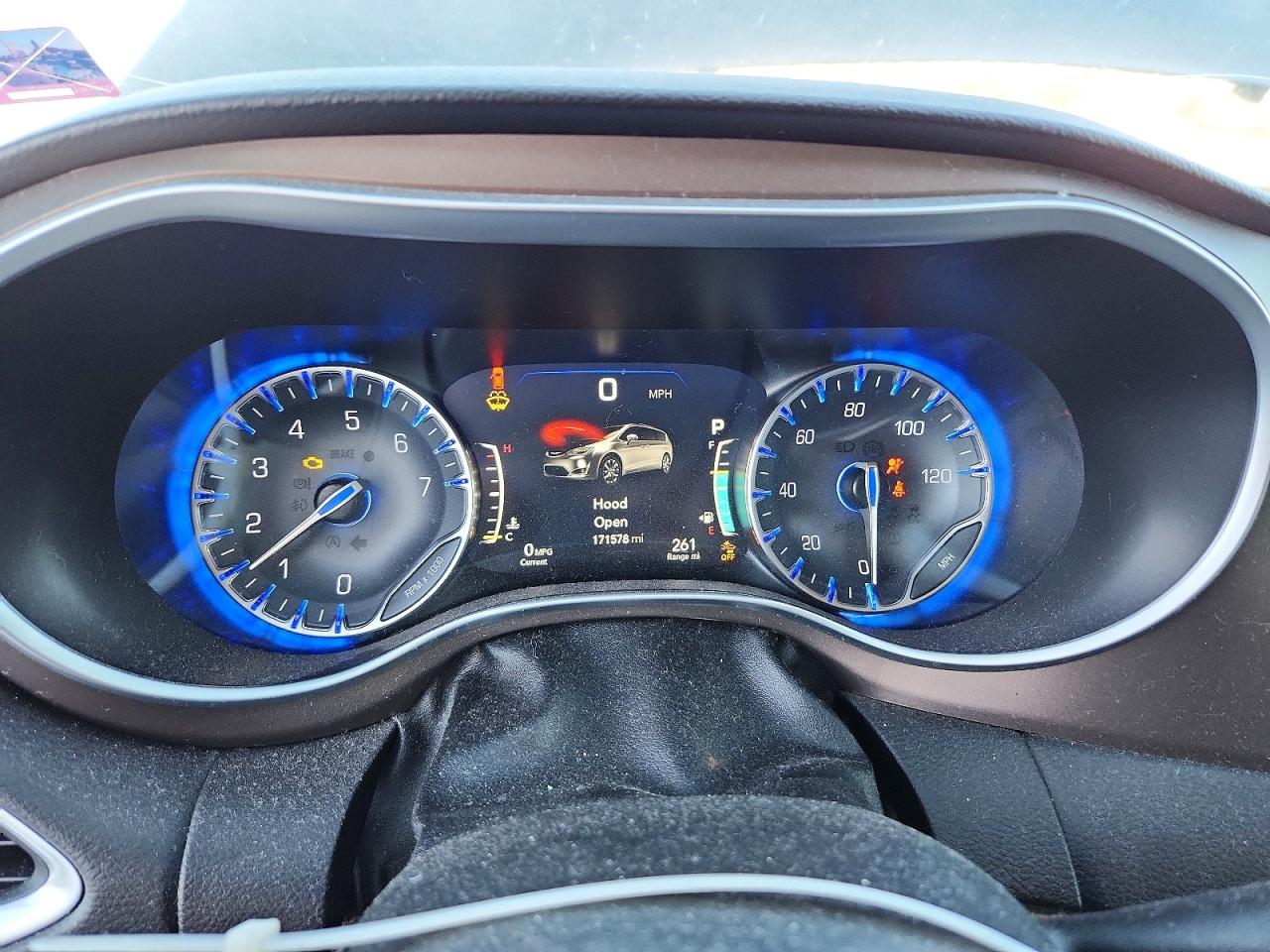 Chrysler Pacifica Touring L Plus