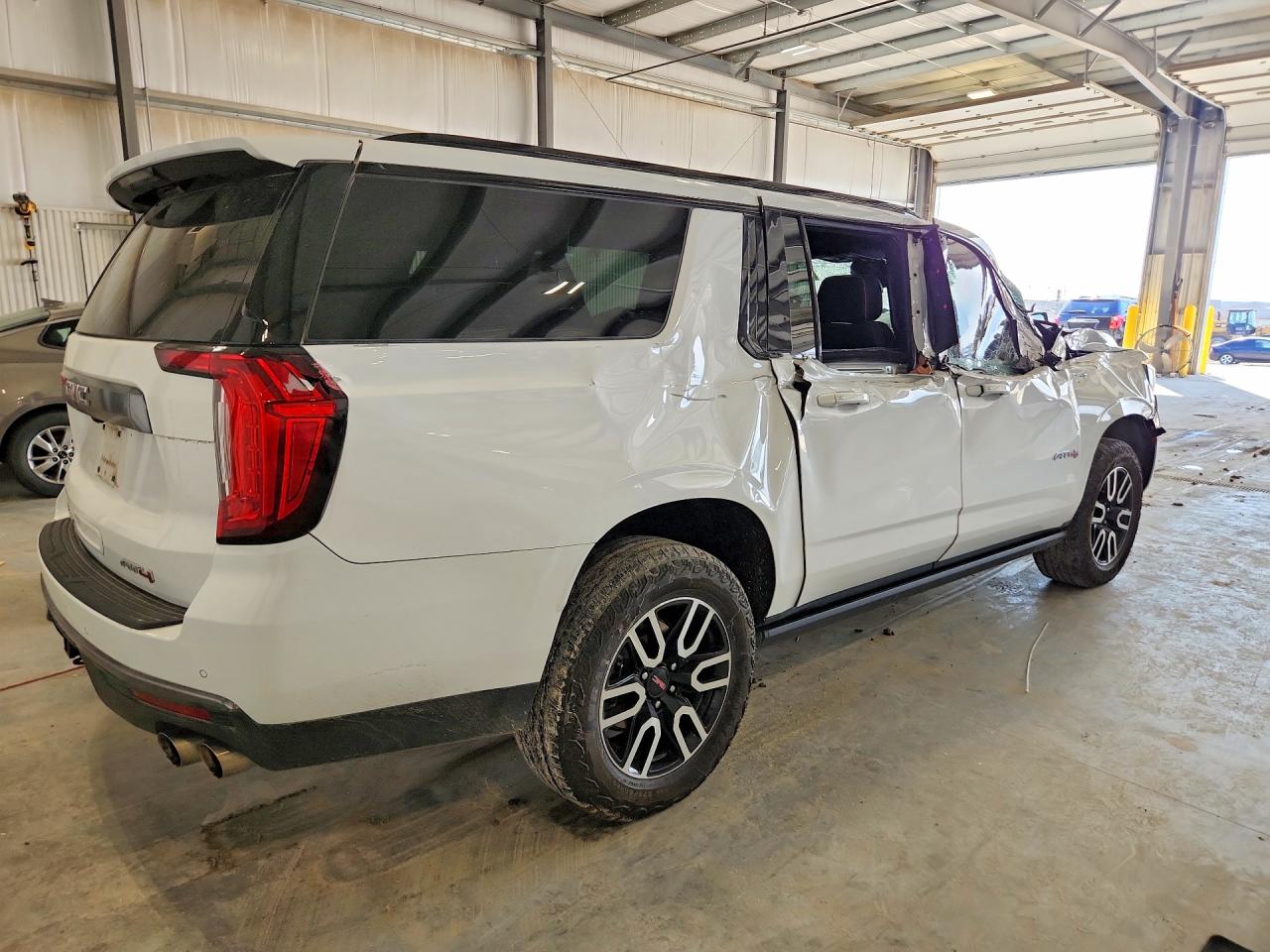 GMC Yukon K1500 At4