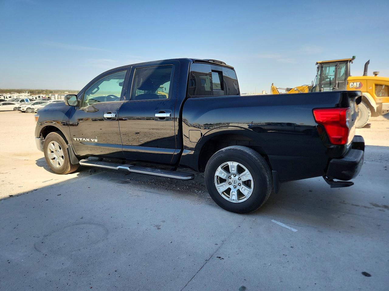 Nissan Titan Sv