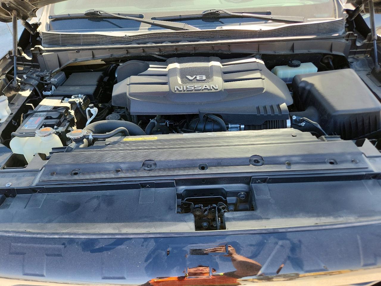 Nissan Titan Sv