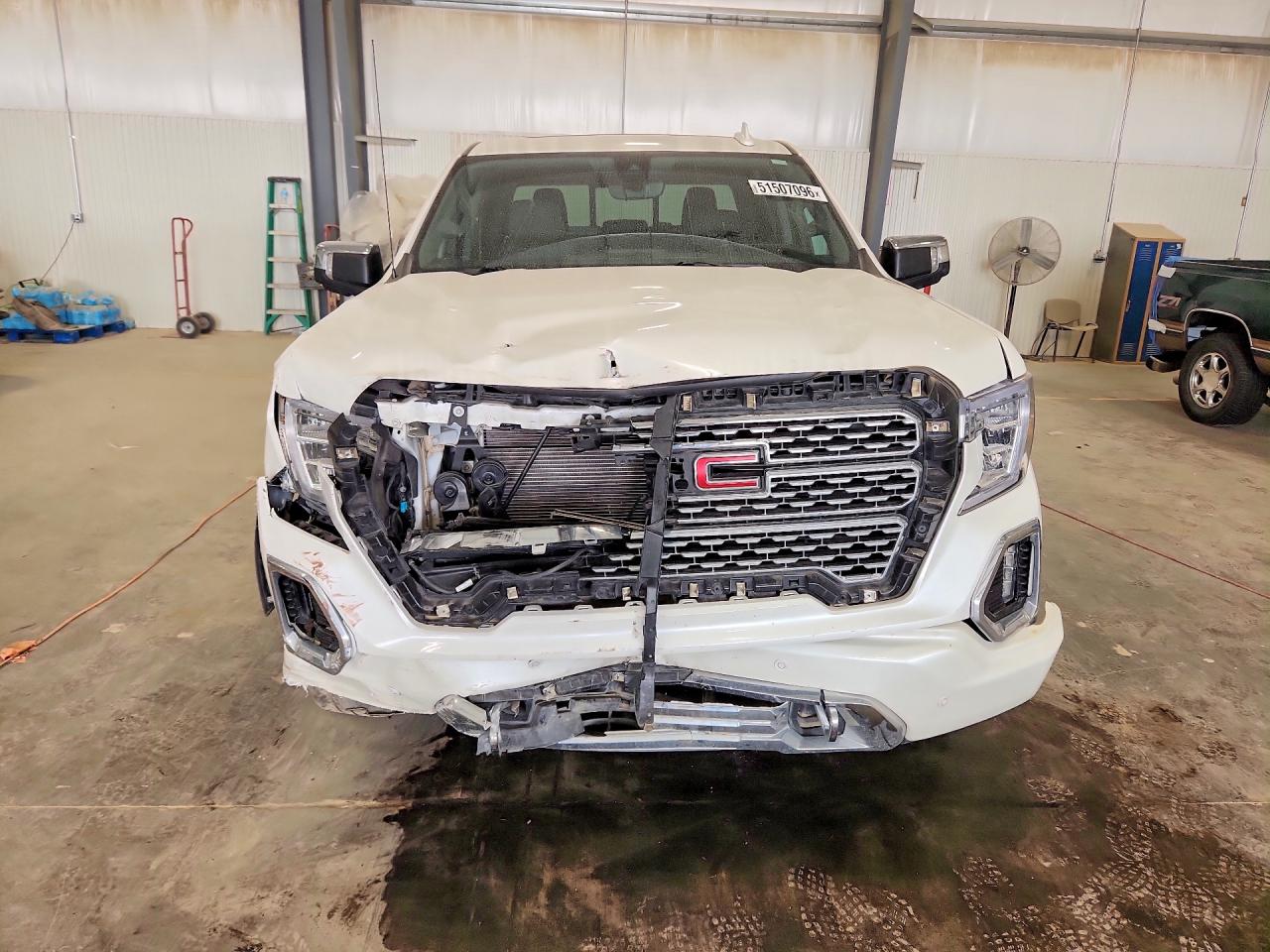 GMC Sierra K1500 Denali