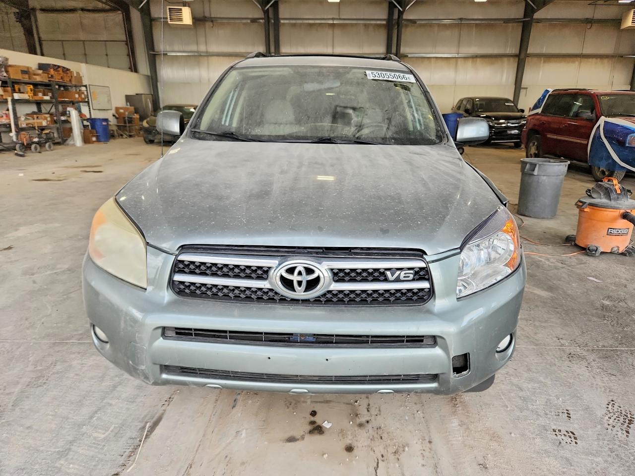 Toyota RAV4 Limited