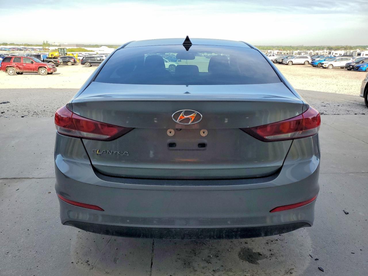 Hyundai ELANTRA Value Edition