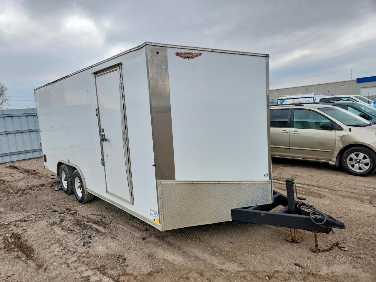 Salvage H & H Trailers Other Image