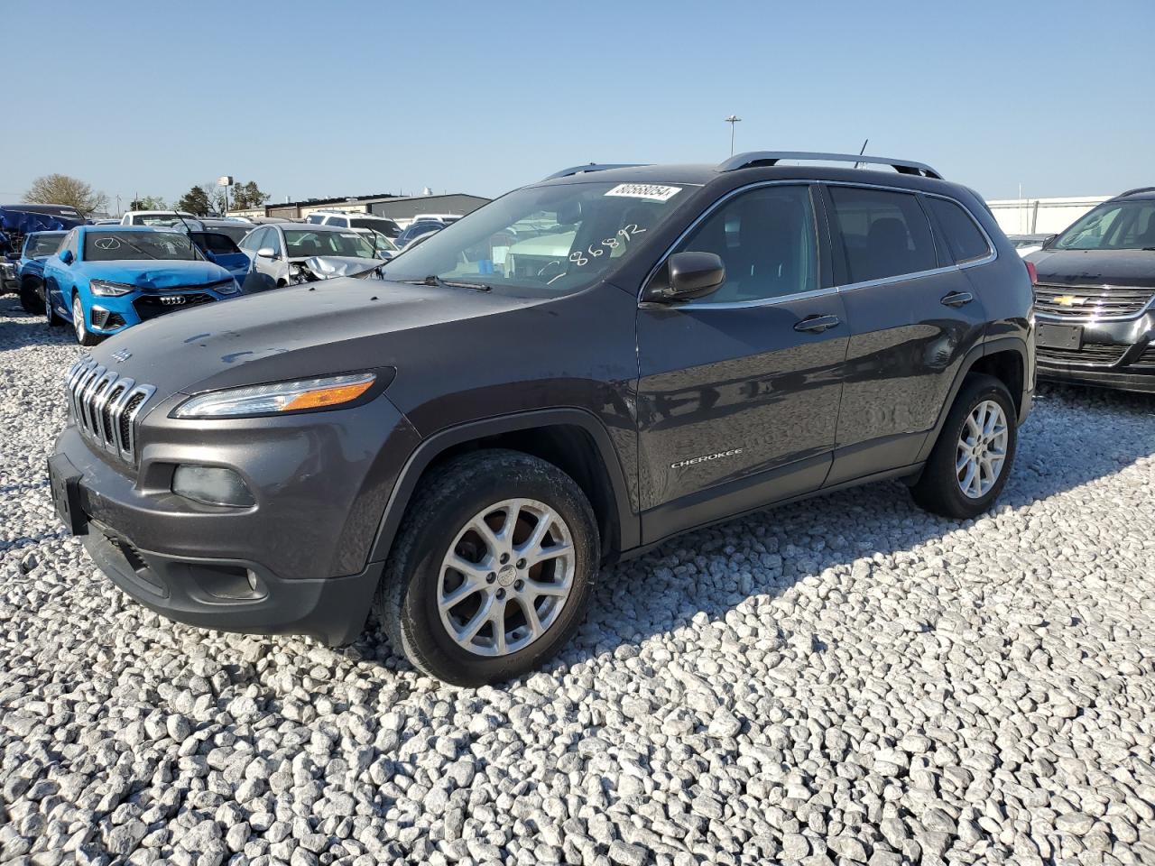 Salvage Jeep Grand Cherokee Image