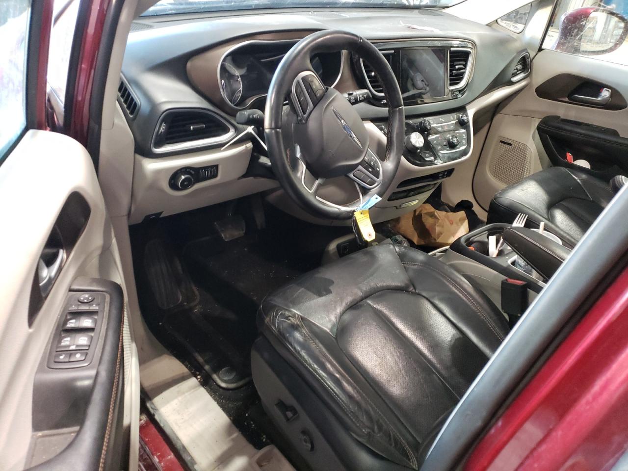 Chrysler Pacifica Touring L Plus