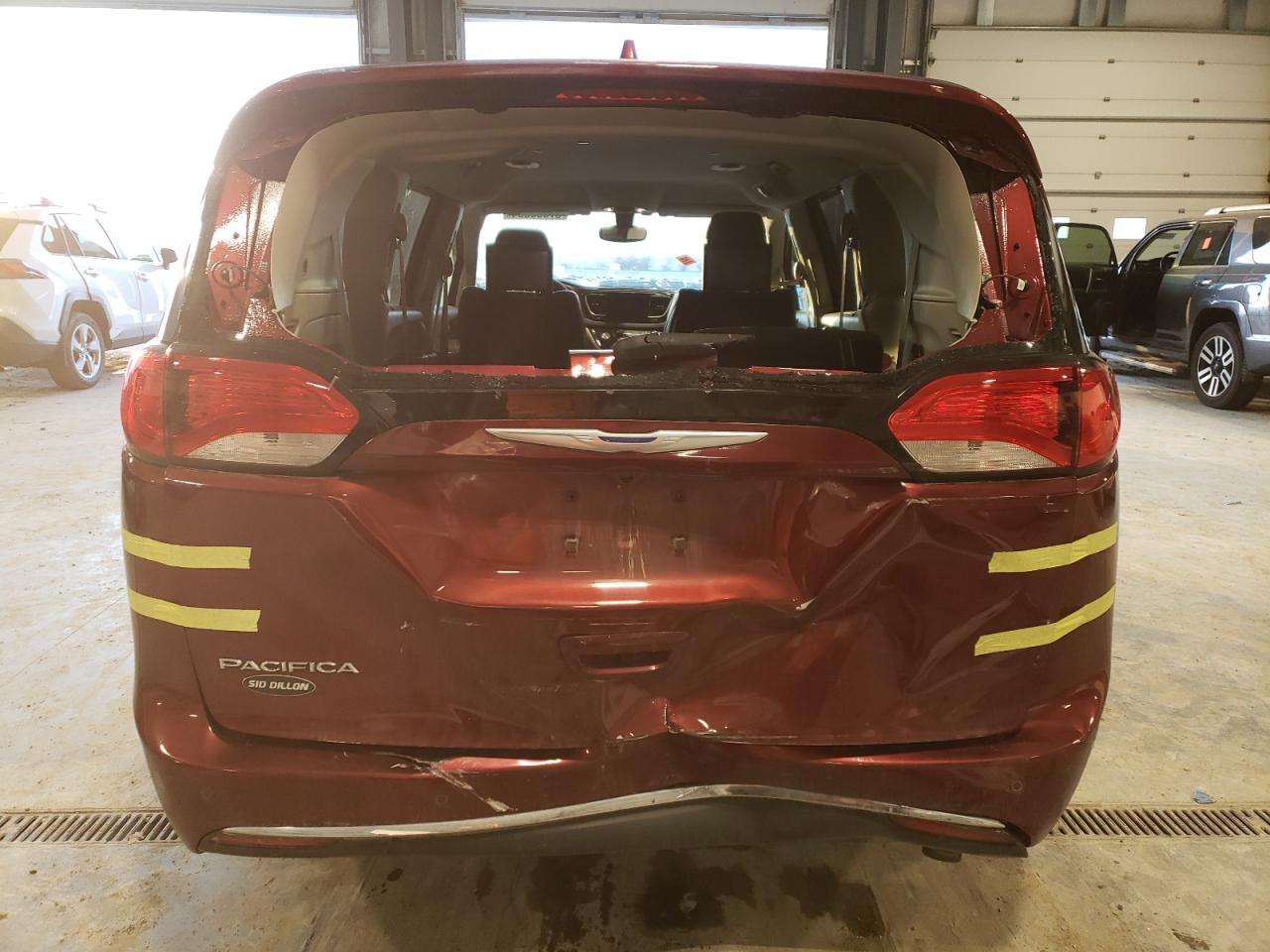 Chrysler Pacifica Touring L Plus