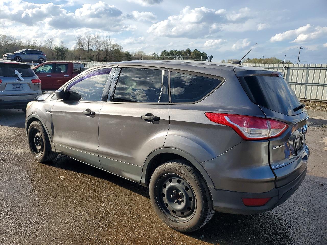 Ford Escape S
