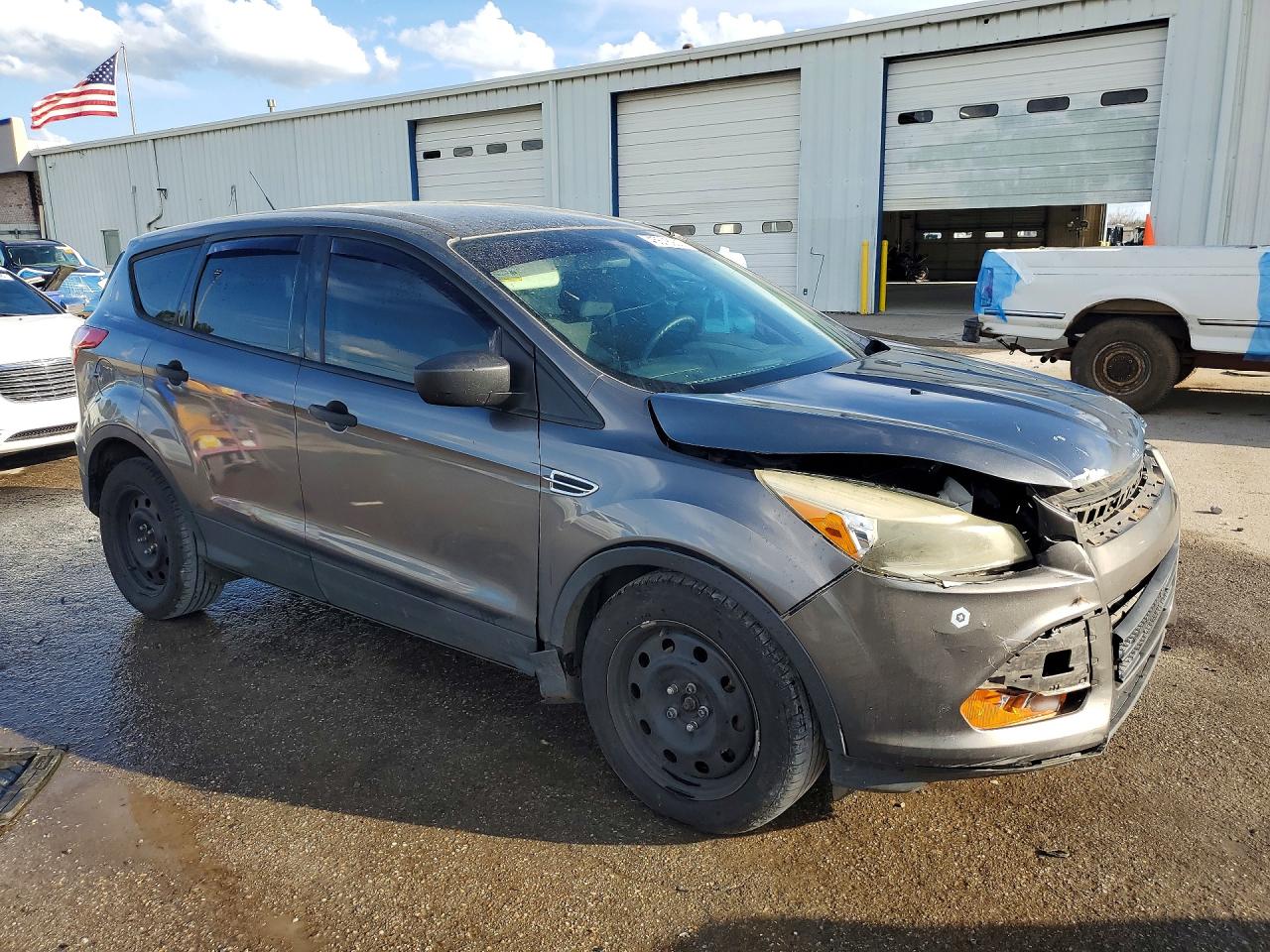 Ford Escape S