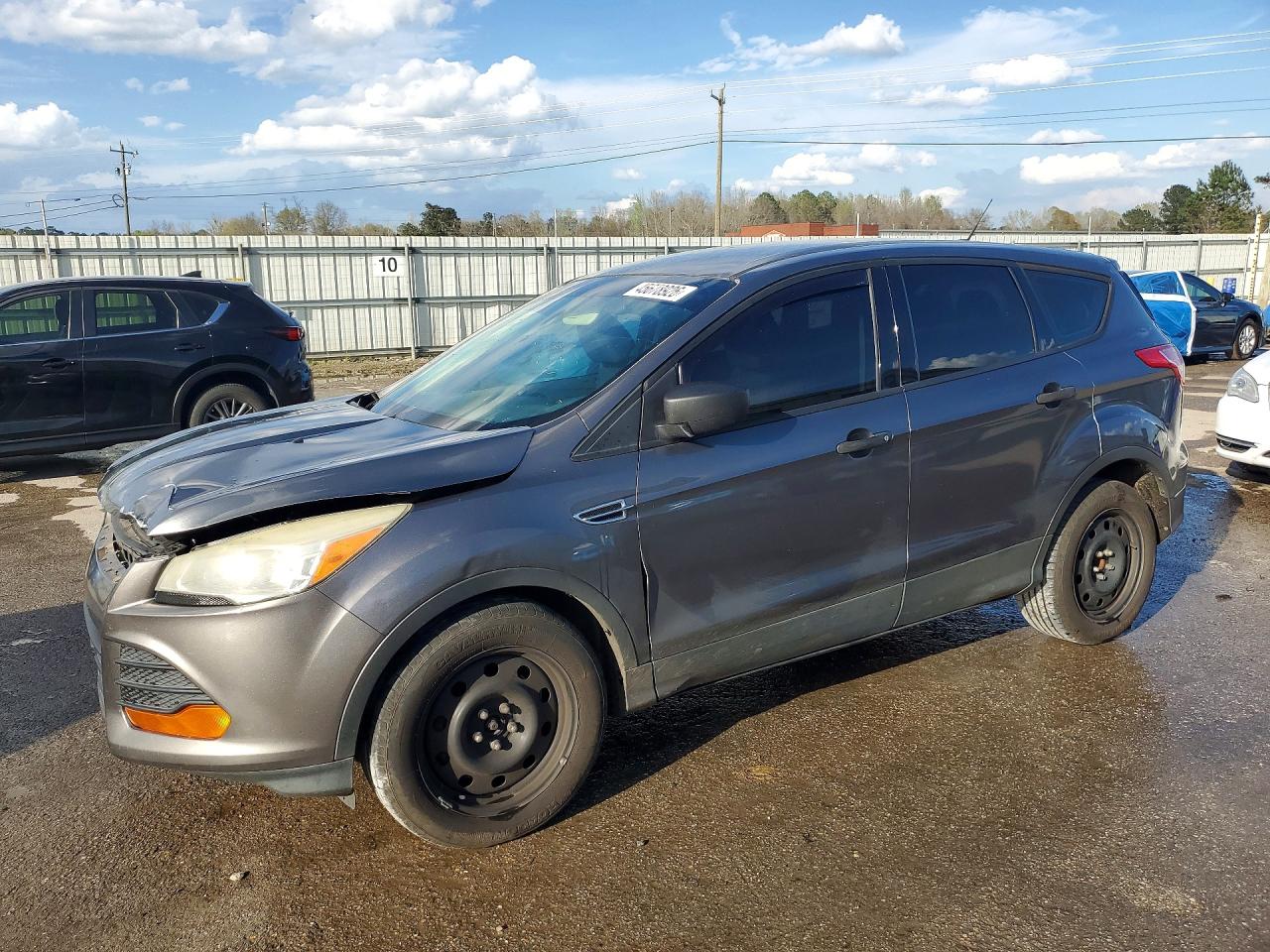 Salvage Ford Escape Image