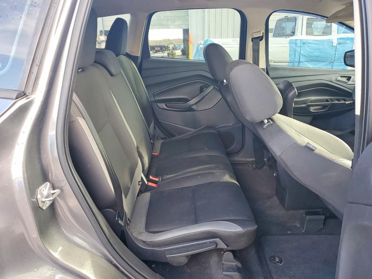 Ford Escape S