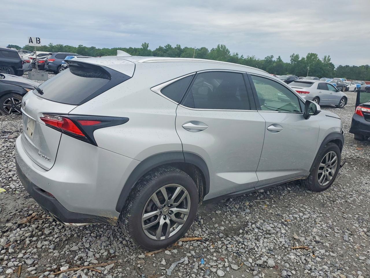 Lexus NX 200t