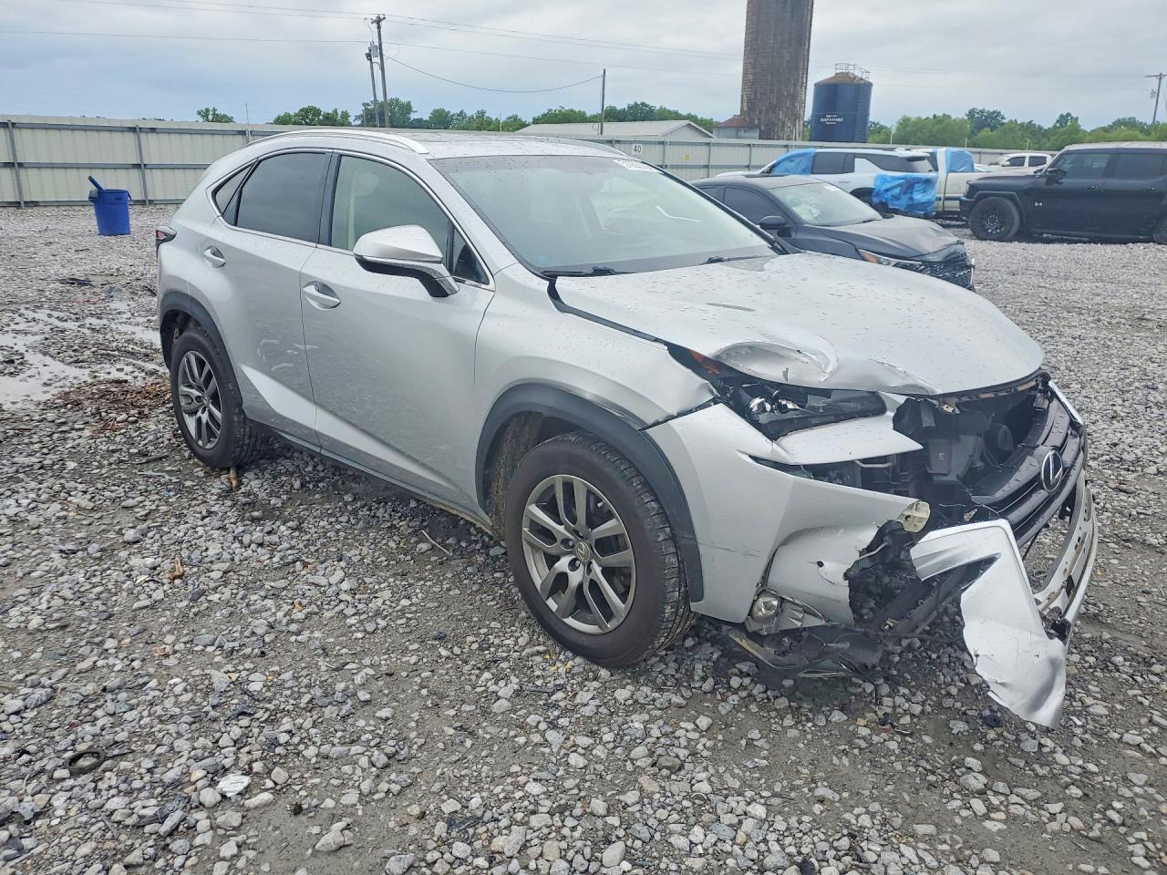 Lexus NX 200t