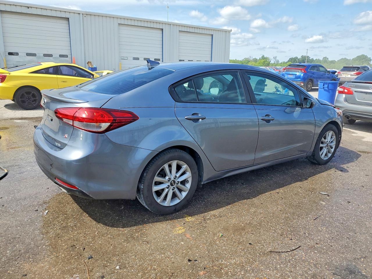 Kia Forte S