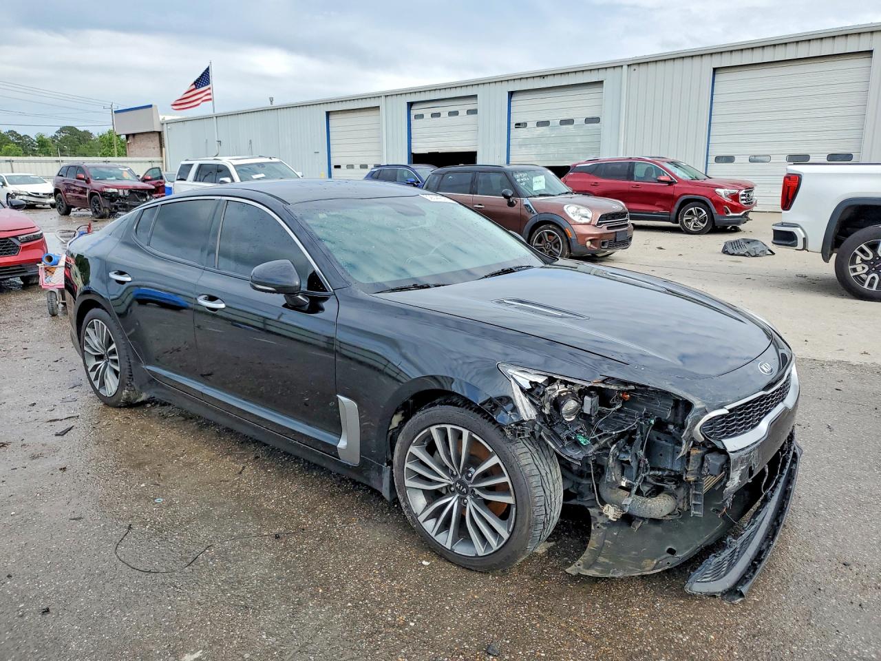 Kia Stinger Base