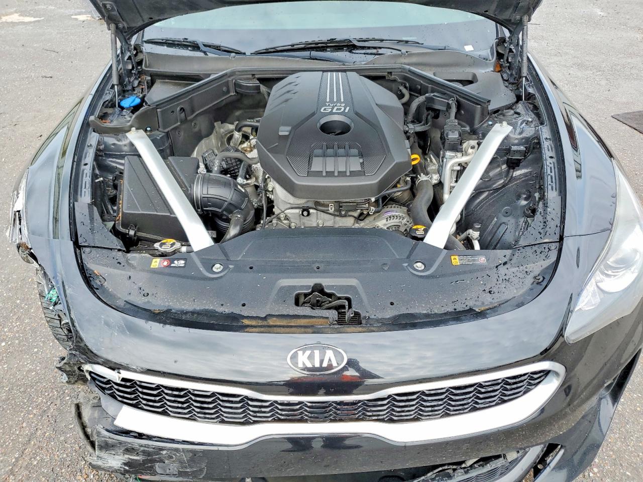 Kia Stinger Base