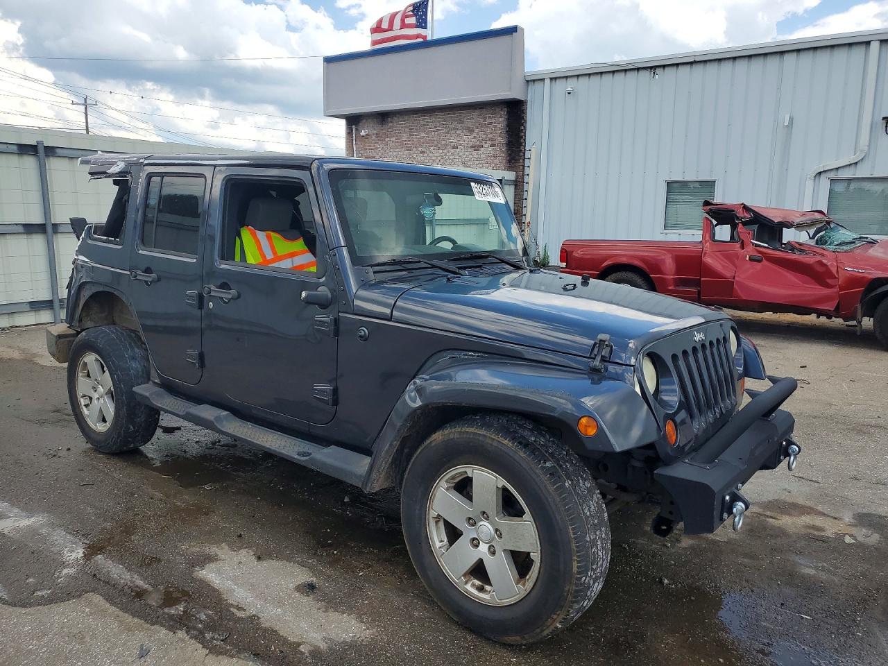 Jeep Wrangler Sahara