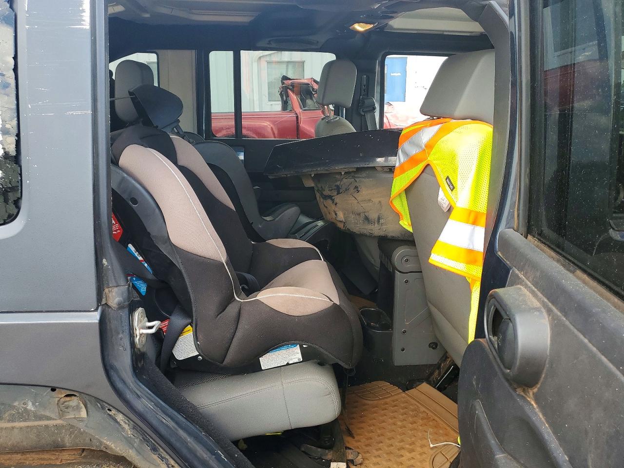 Jeep Wrangler Sahara