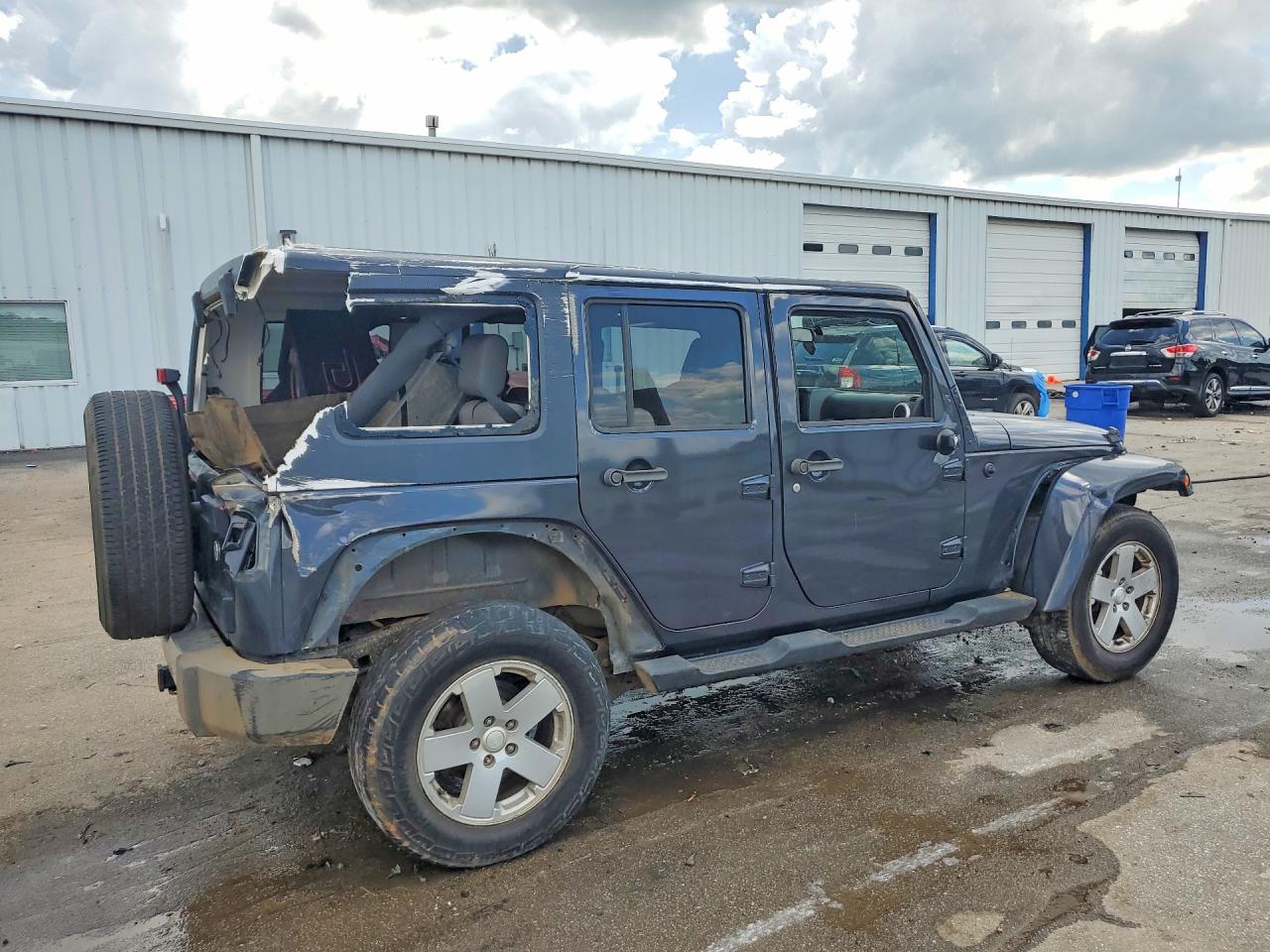 Jeep Wrangler Sahara