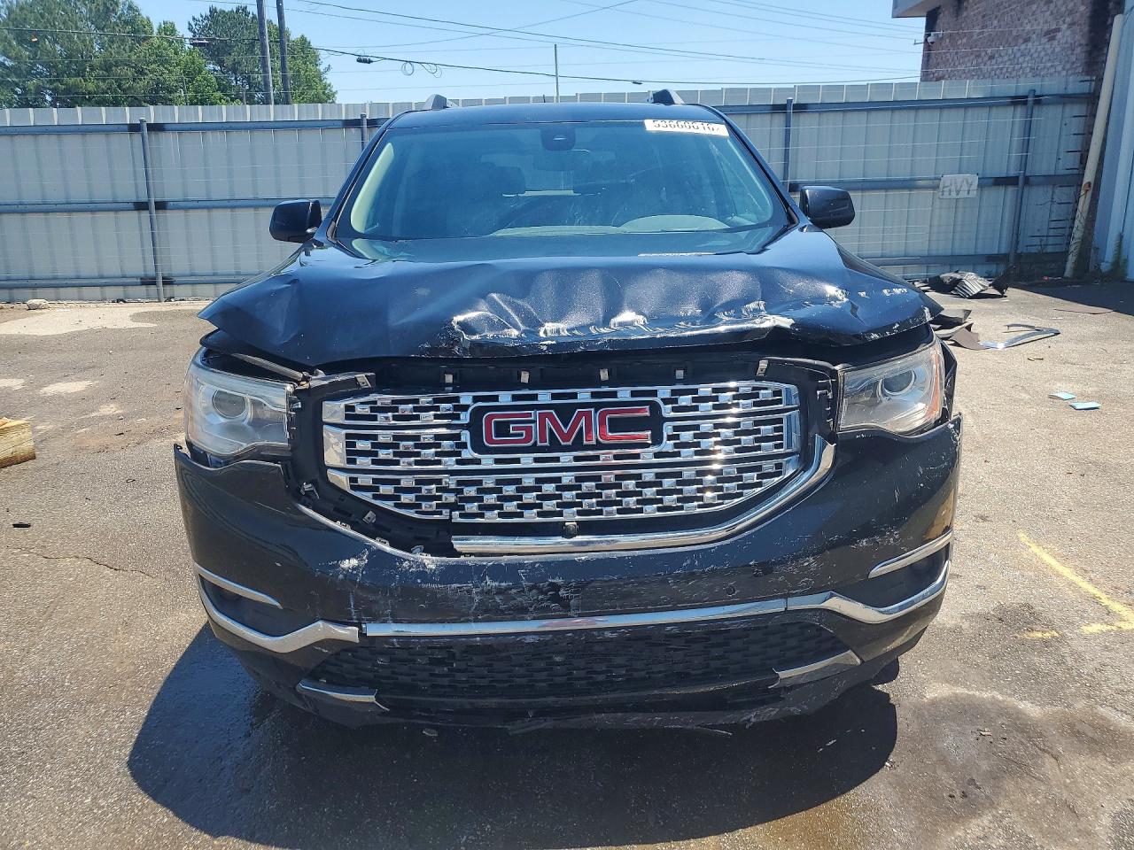 GMC Acadia Denali