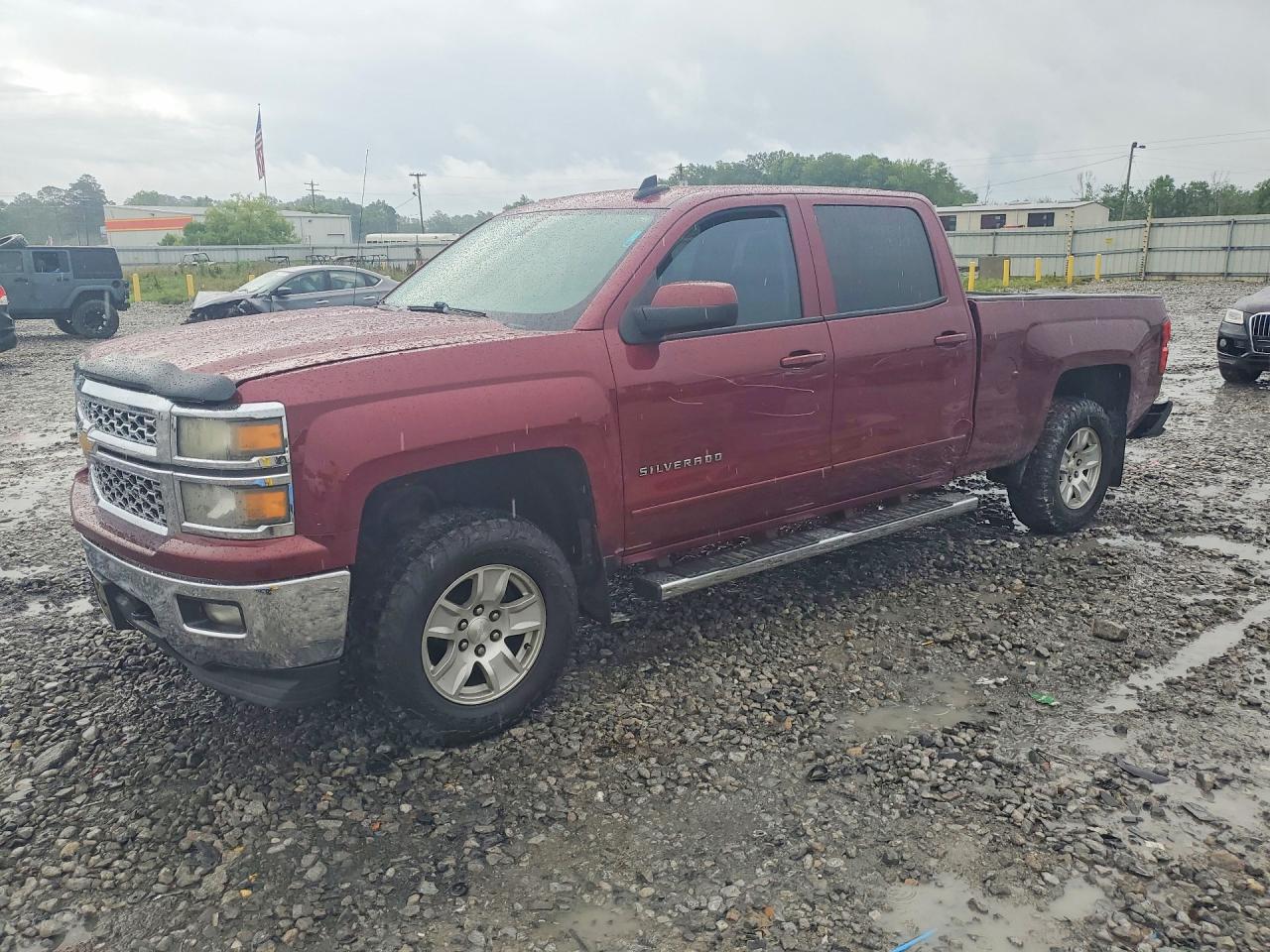 Salvage Chevrolet Silverado Image