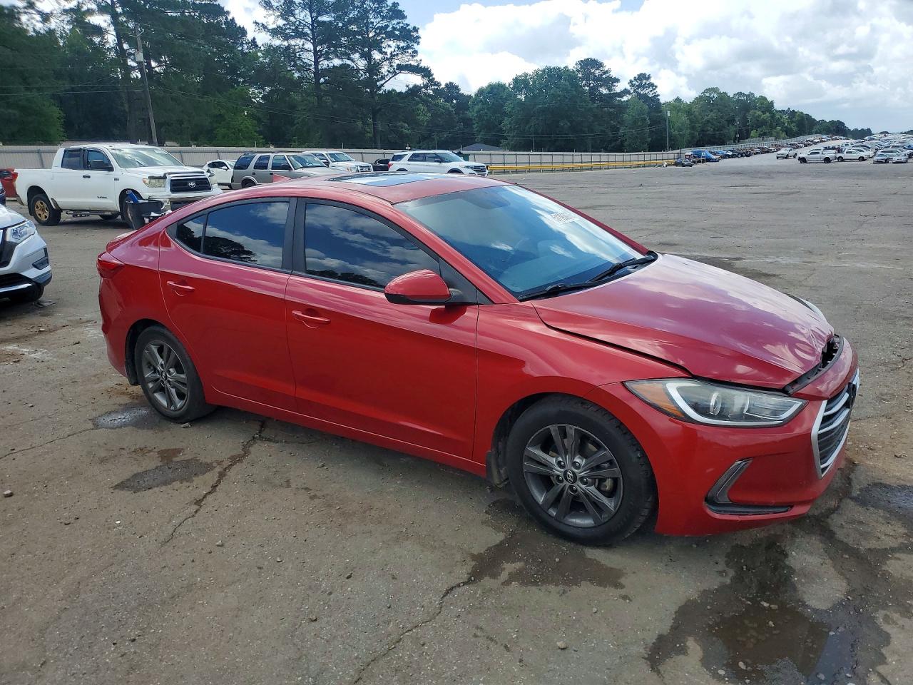 Hyundai ELANTRA Value Edition