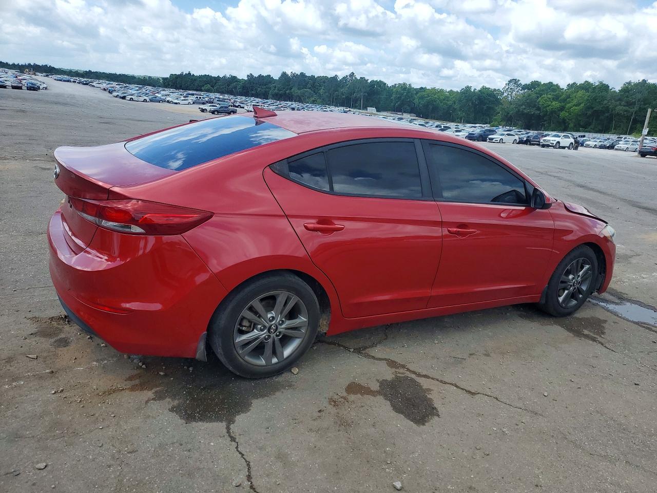 Hyundai ELANTRA Value Edition