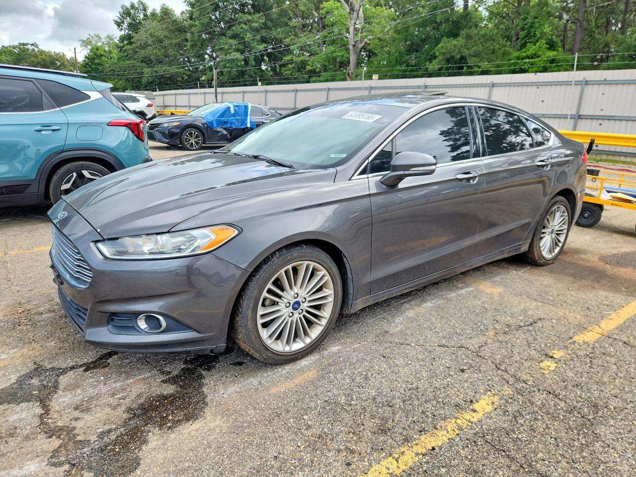 Salvage Ford Fusion Image