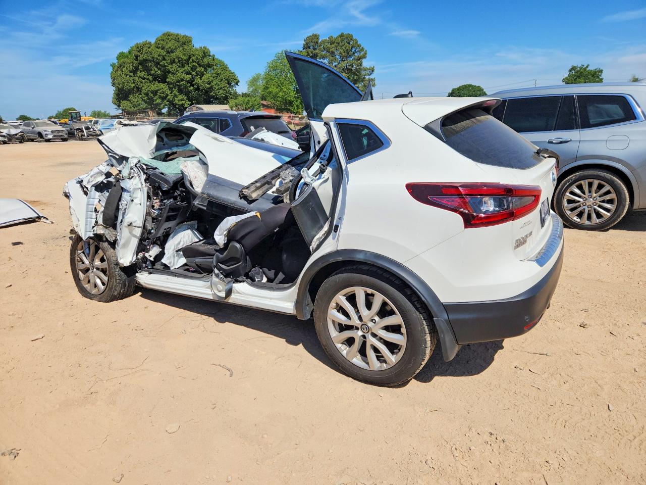 Nissan Rogue S