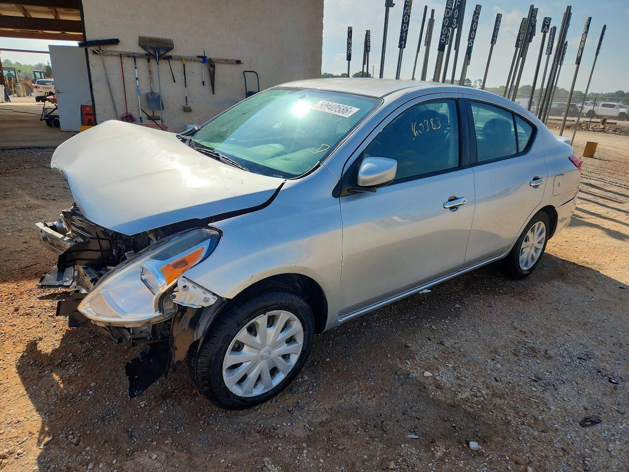 Salvage Nissan Versa Image